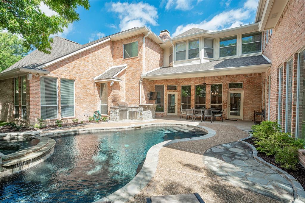 Kings Court Of Willow Bend - Residential