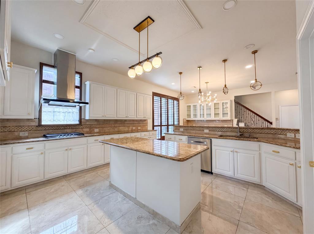 1429 Greenbriar Drive
