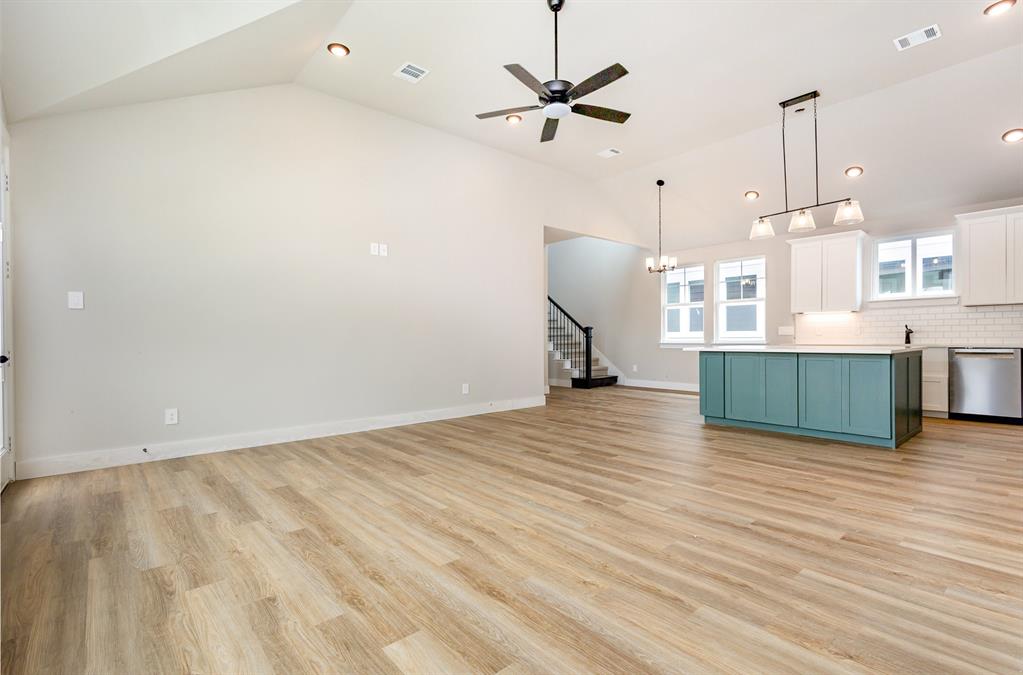 7301 Parsons Mews
