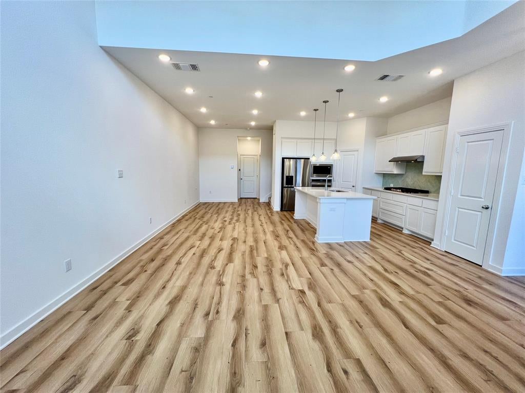3708 Queen Road