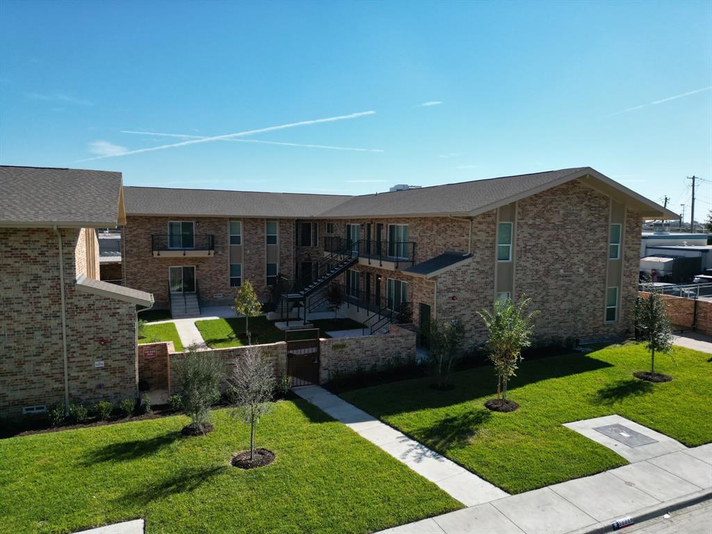 Park Central Condo - Residential