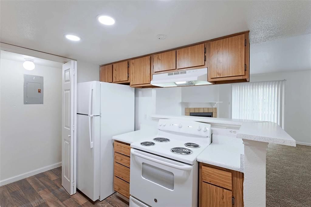 Photo of 2323 Wells Branch Parkway #H206, Austin, TX 78728 (MLS # 21194100)