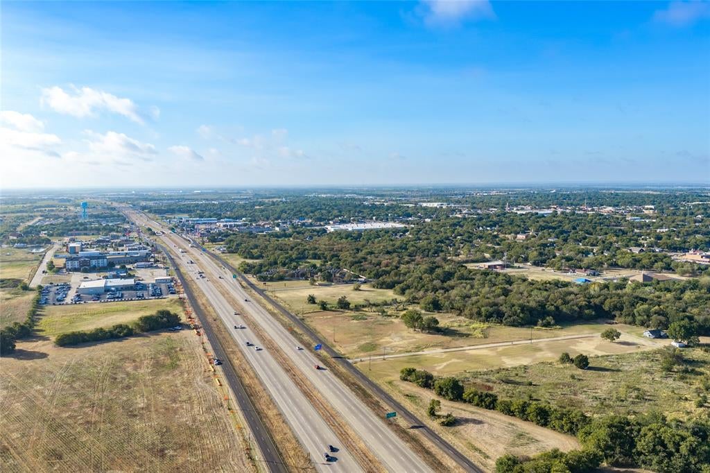 1207 N Interstate Highway 45