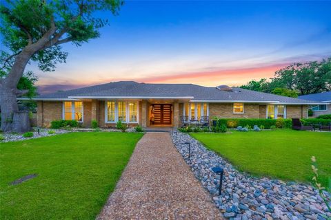 7148 Roundrock Road Dallas TX 75248