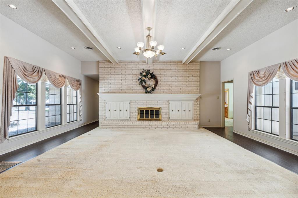 Whispering Oaks Kenn - Residential