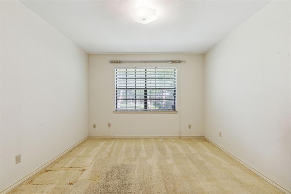 Whispering Oaks Kenn - Residential