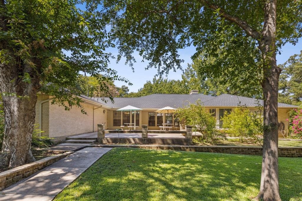 Whispering Oaks Kenn - Residential