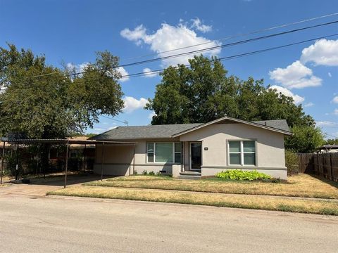 A home in Archer City