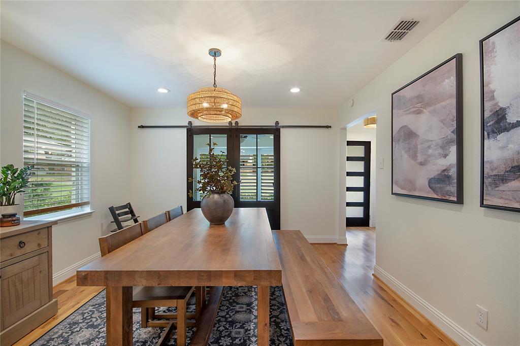 9114 Westglen Drive