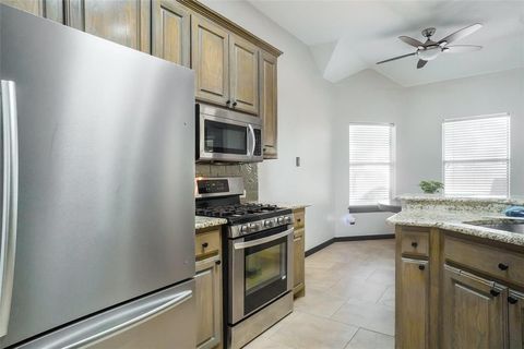 Tiny photo for 219 E Vine Street, Keller, TX 76248 (MLS # 21098848)