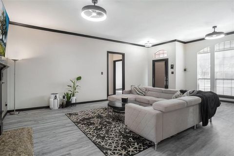 Tiny photo for 219 E Vine Street, Keller, TX 76248 (MLS # 21098848)