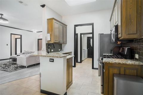 Tiny photo for 219 E Vine Street, Keller, TX 76248 (MLS # 21098848)