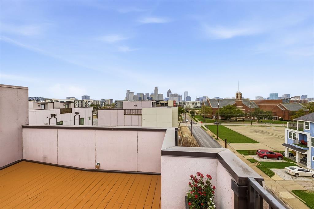 3816 ROSELAND CONDOMINIUM - Residential