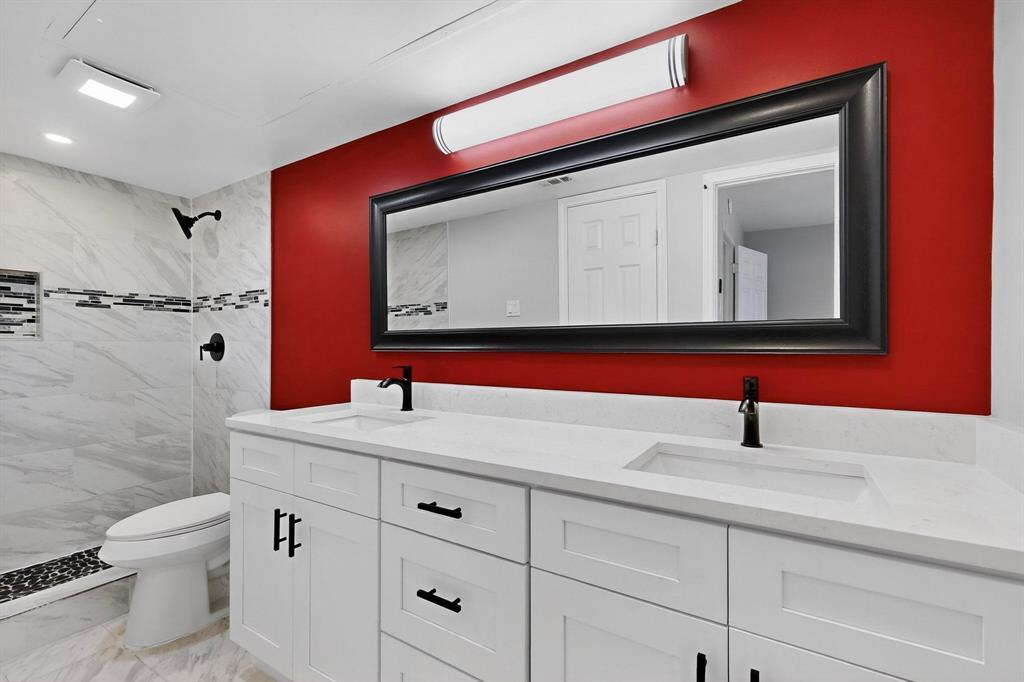 Holly Oaks Twnhms - Residential