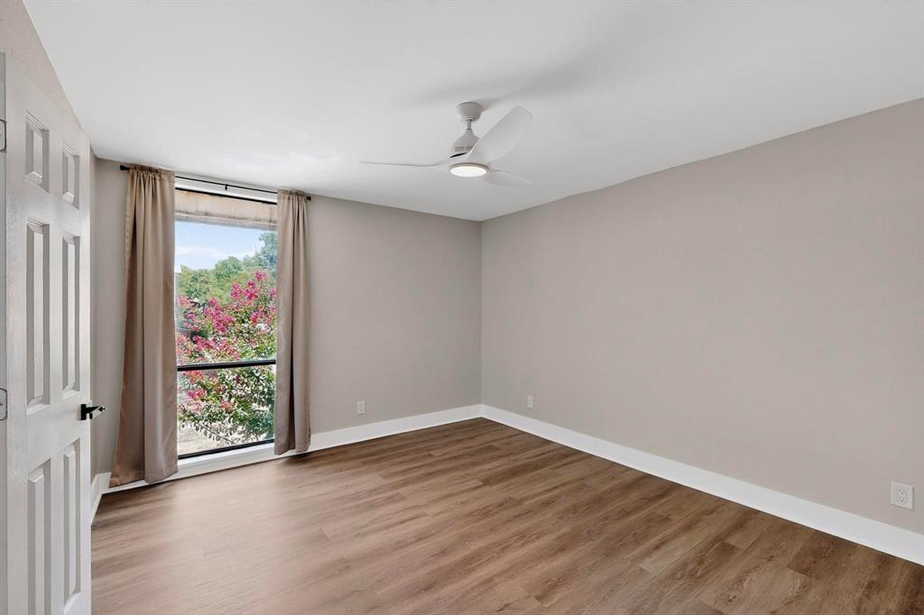 Holly Oaks Twnhms - Residential