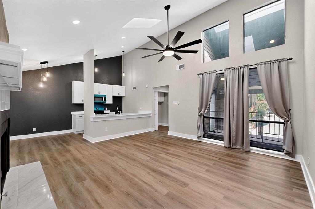 Holly Oaks Twnhms - Residential