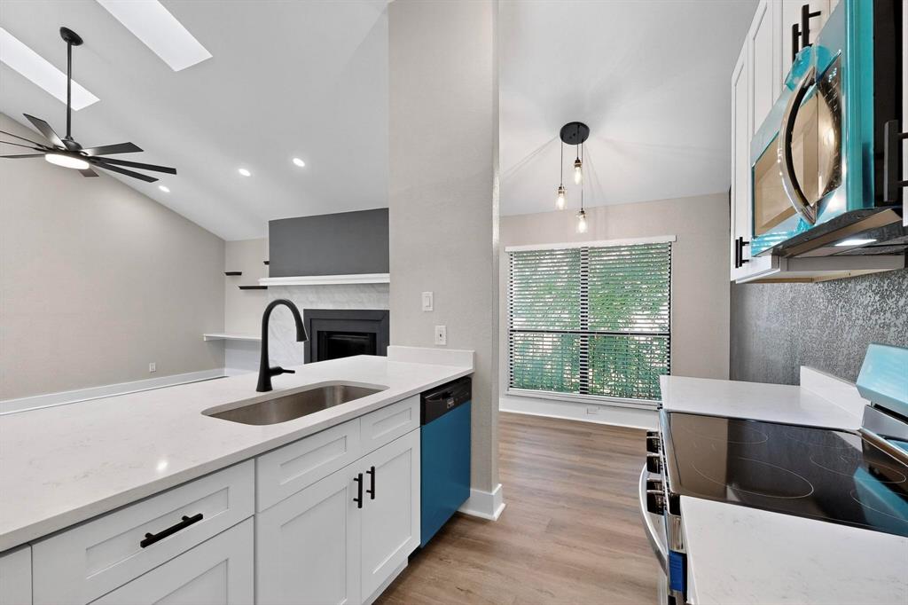 Holly Oaks Twnhms - Residential