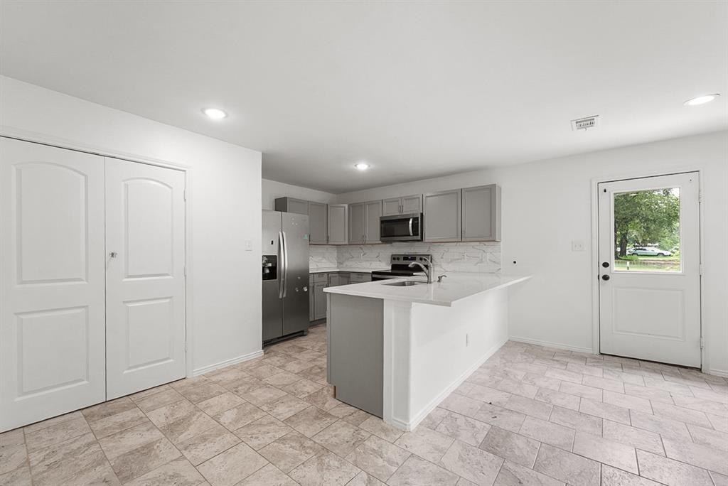 Thunderbird Shores Sub - Residential