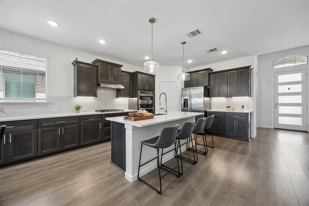 621 Hummingbird Drive