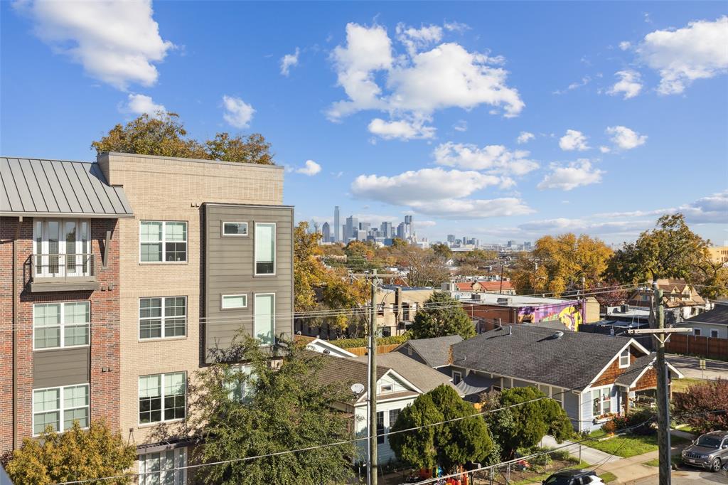 Dallas Land & Loan 02 - Residential Lease