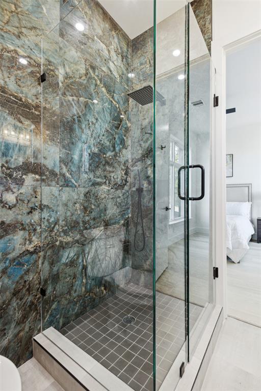 Dallas Land & Loan 02 - Residential Lease