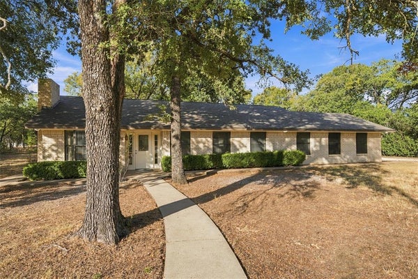 167 TALL TIMBER TRL, WHITNEY, TX 76692 - Image d3fce1d368daeffb602a2036c919a7ba/685866497