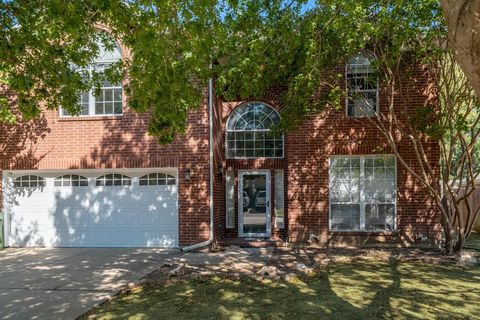 Photo of 2305 S Branch Drive, Arlington, TX 76001 (MLS # 21090399)