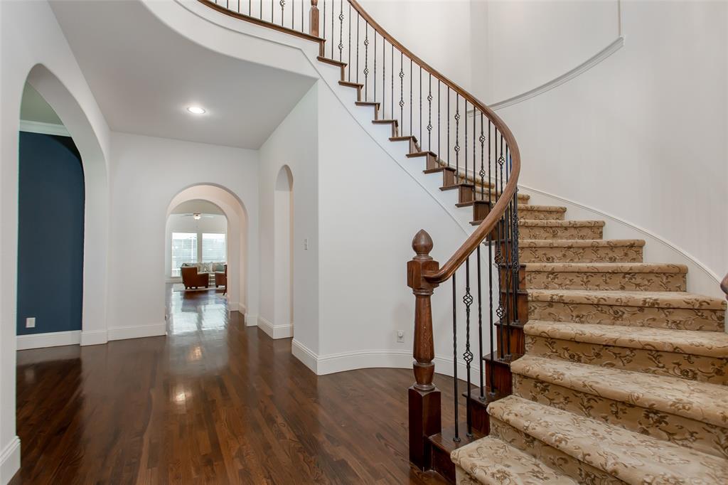 854 Willow Winds Street