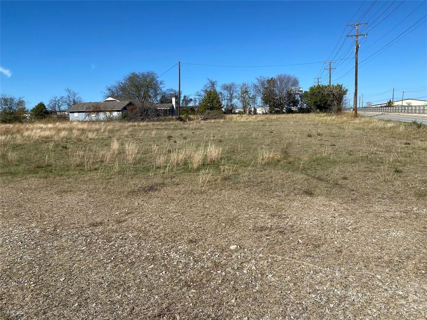 Fantastic investment opportunity in Denison! This 28-acre tract, zoned Light Industrial, sits adjacent to Foundation Park and offers outstanding access to US-75. Located within a growing commercial corridor, this property is ideally positioned for warehouses, flex space, storage, or a multi-use industrial development. With major growth continuing throughout the Texoma region, this acreage is a blank canvas ready for your vision. Situated inside Denison city limits, utilities are available, streamlining the development process. A rare chance to secure prime industrial land in one of North Texas’ fastest-expanding markets.