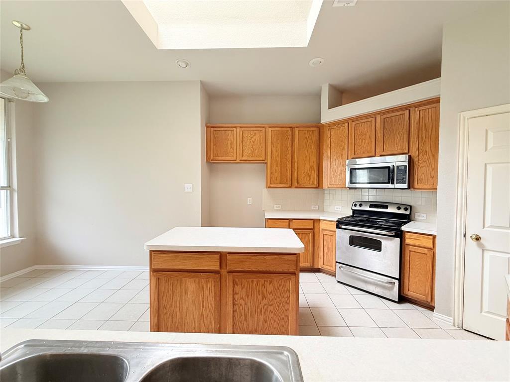 High Pointe Manor - Residential