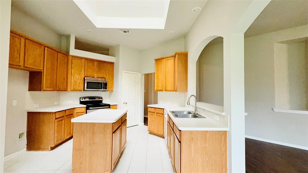 High Pointe Manor - Residential