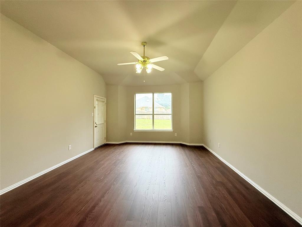 High Pointe Manor - Residential