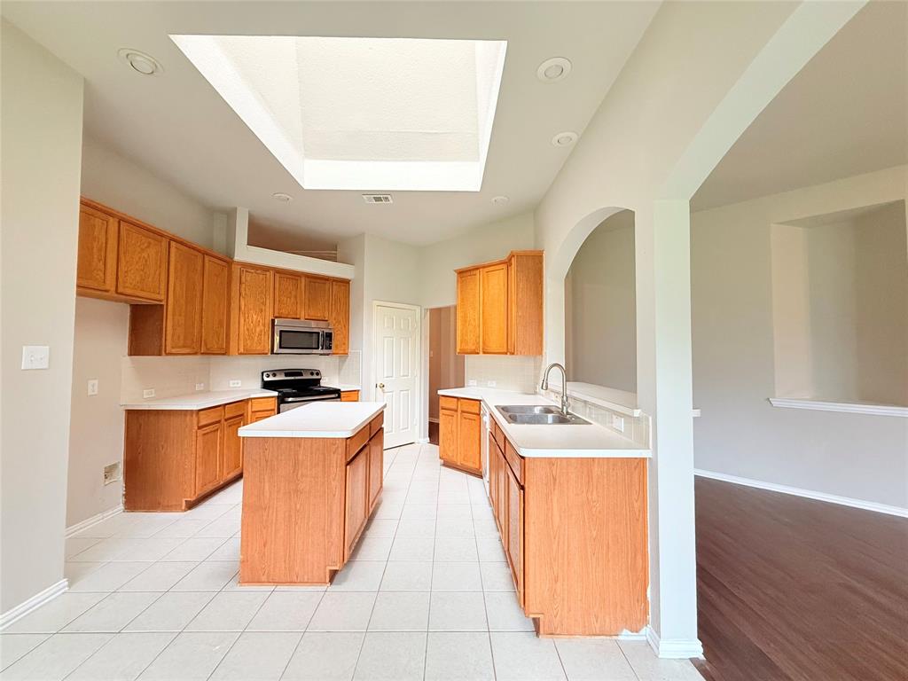 High Pointe Manor - Residential