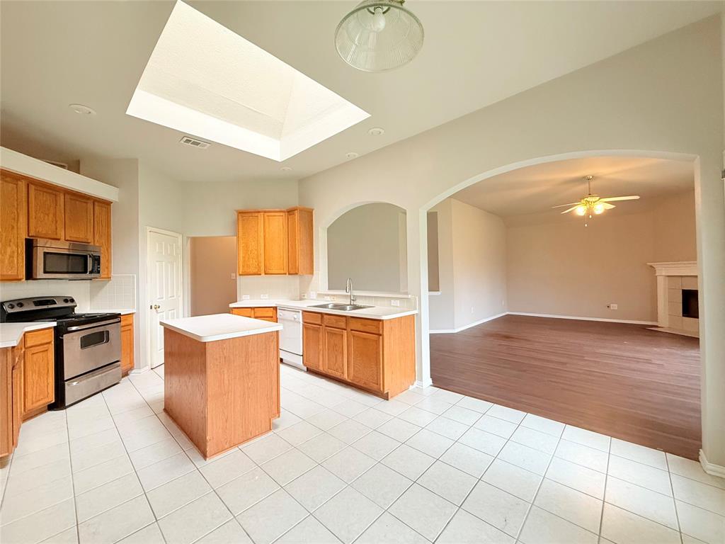 High Pointe Manor - Residential