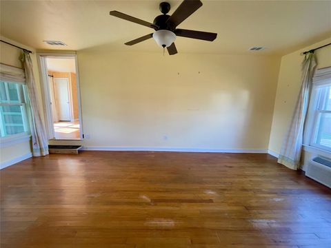A home in Granbury