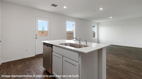 Tiny photo for 2859 Tranquil Ln Ln, Arlington, TX 76015 (MLS # 21210260)