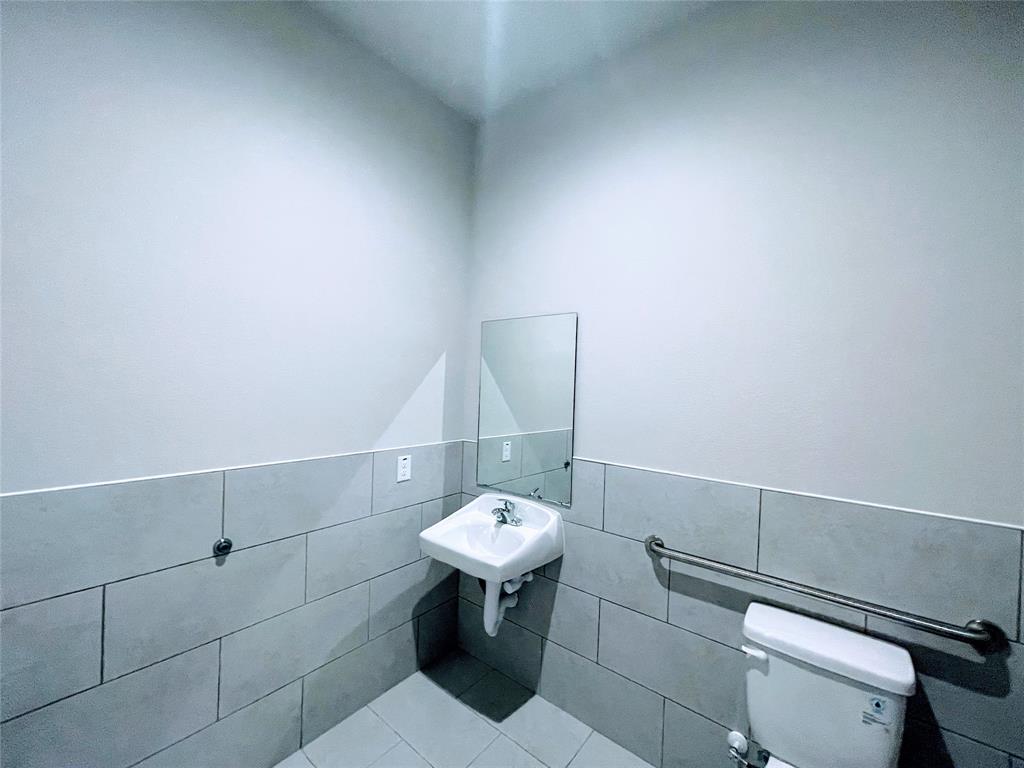 Hays Office Park - Commercial Lease