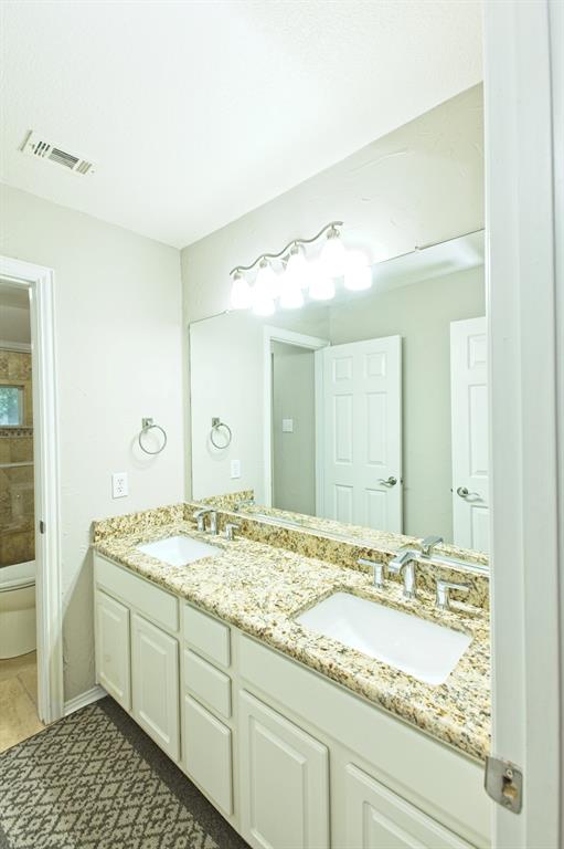 Dallas, Texas 75287, United States, 5 Bedrooms Bedrooms, ,3 BathroomsBathrooms,Residential,Pending,150102