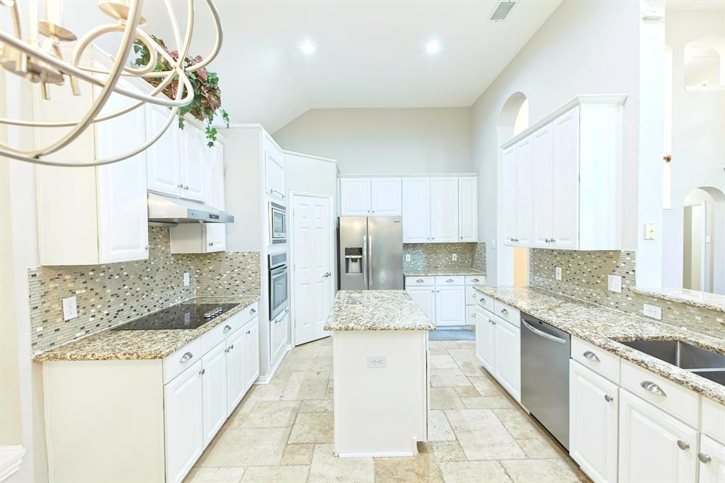 Dallas, Texas 75287, United States, 5 Bedrooms Bedrooms, ,3 BathroomsBathrooms,Residential,Pending,150102