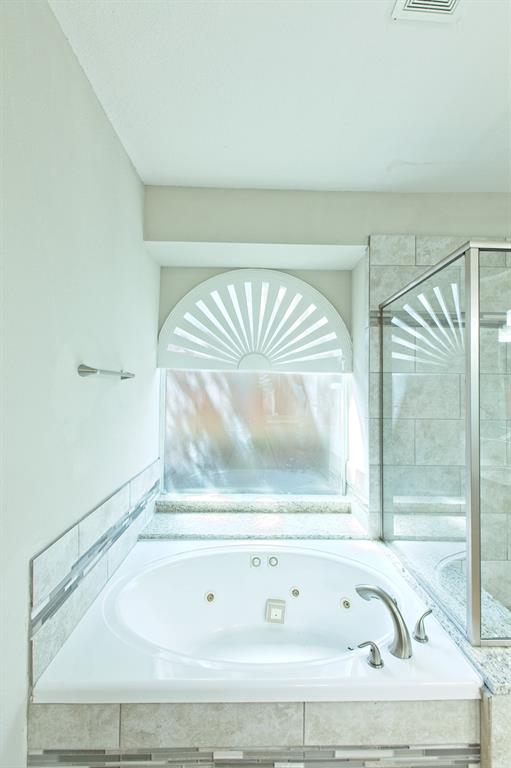 Dallas, Texas 75287, United States, 5 Bedrooms Bedrooms, ,3 BathroomsBathrooms,Residential,Pending,150102