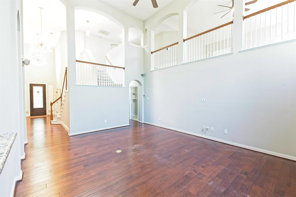 Dallas, Texas 75287, United States, 5 Bedrooms Bedrooms, ,3 BathroomsBathrooms,Residential,Pending,150102