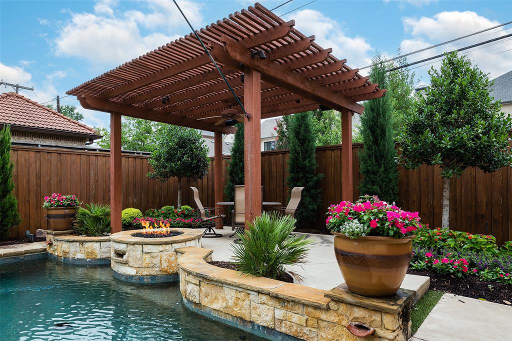 Pemberton - Residential