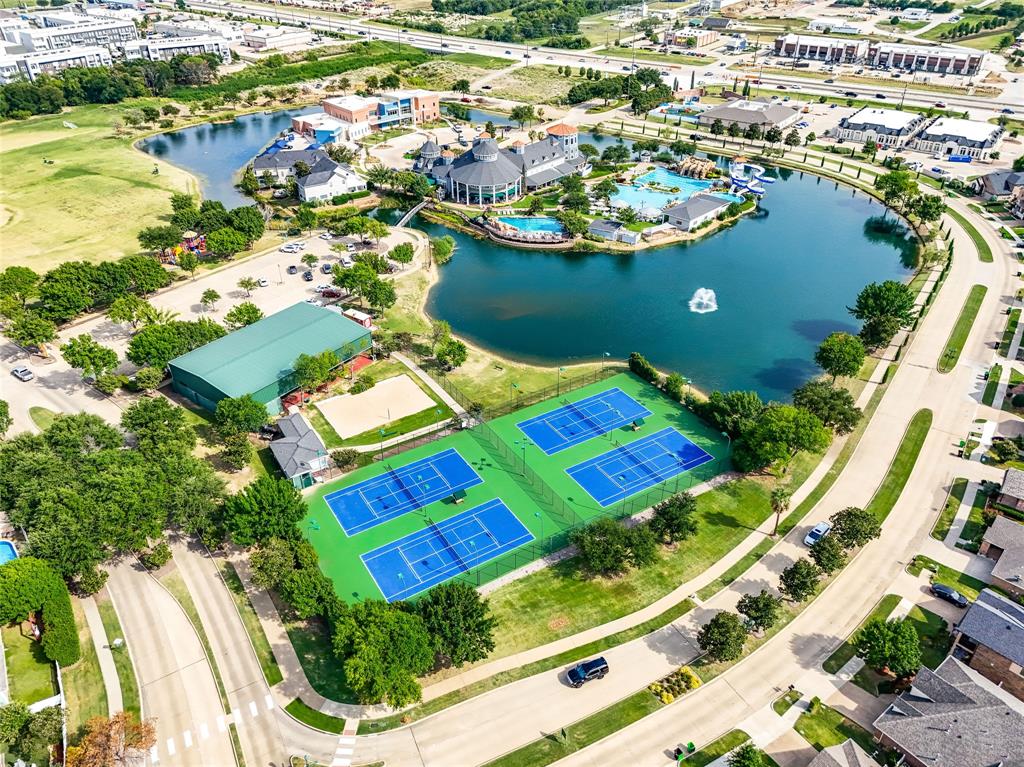 Sea Pines Village At Savannah - Residential