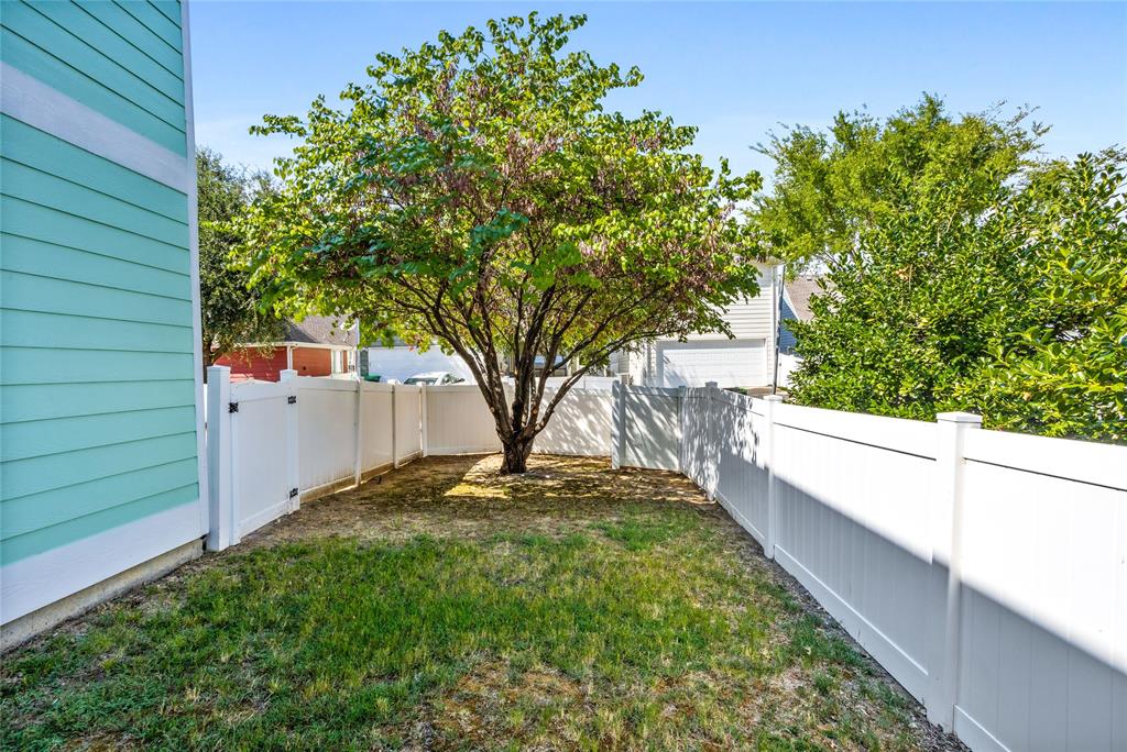 Sea Pines Village At Savannah - Residential