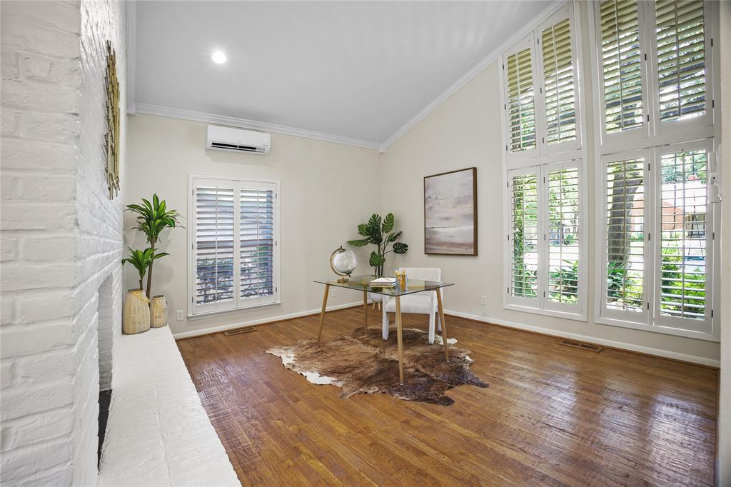 Country Club Estates - Residential