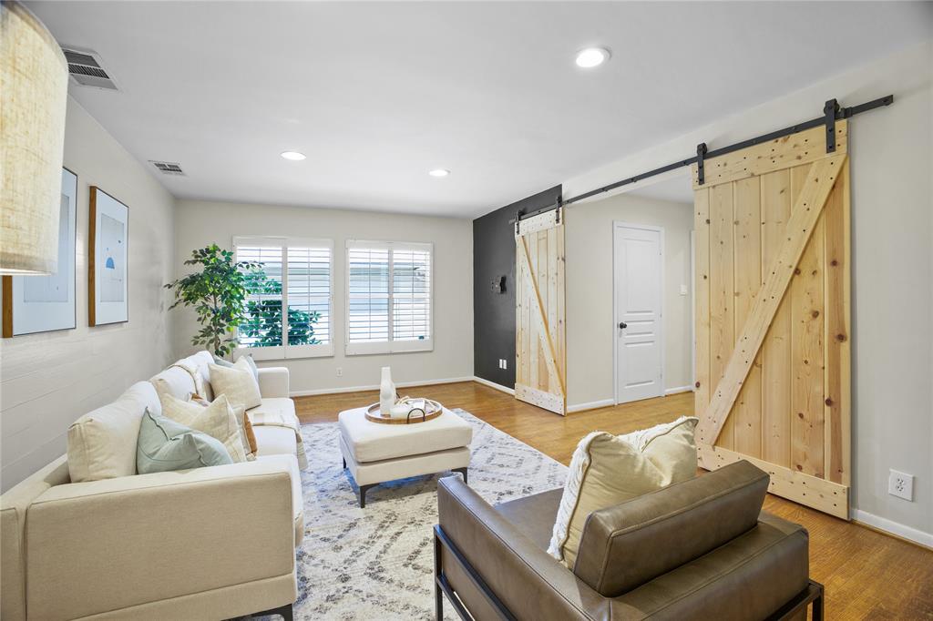 Country Club Estates - Residential