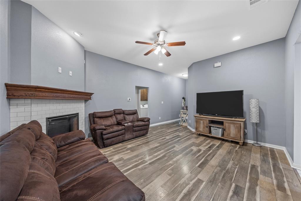 109 Ruby Circle