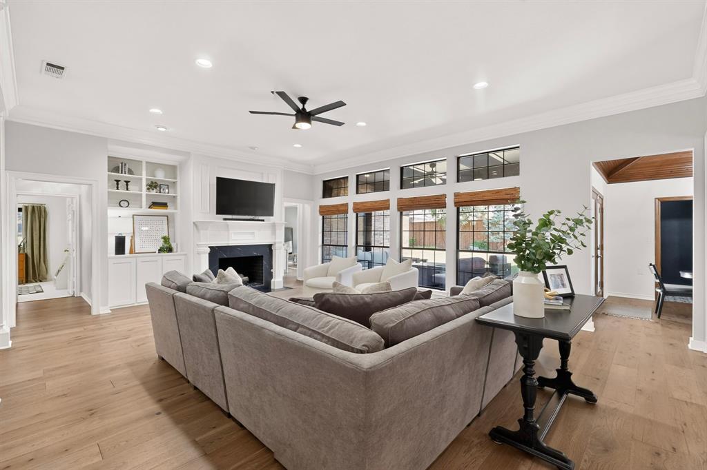 7347 Williamswood Drive