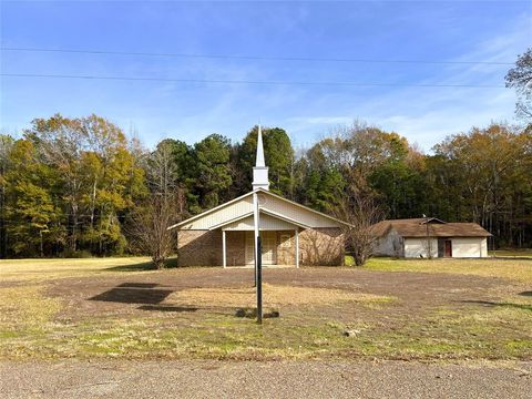 1515 Highway 9 Summerfield LA 71079