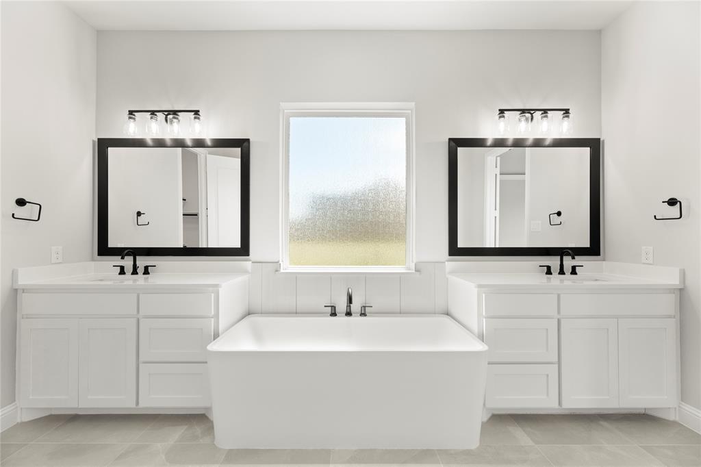 Las Brisas at Stoney Creek - Residential